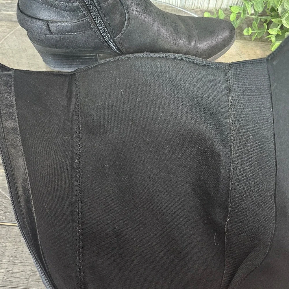 Baretraps Greer Black Knee HIgh Riding Boots Studded Strap Detail Women's 7M - Picture 8 of 10